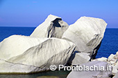 Le pietre dell'isola d'Ischia 1